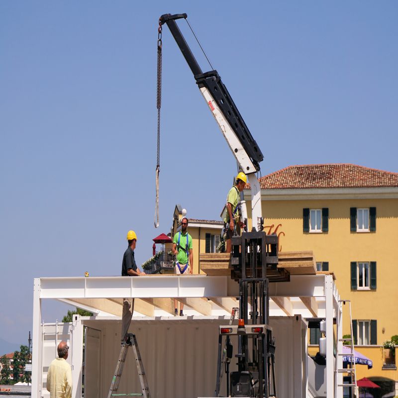 水性PU底漆，也可以用于钢结构表面和混凝土表面。水性PU底漆