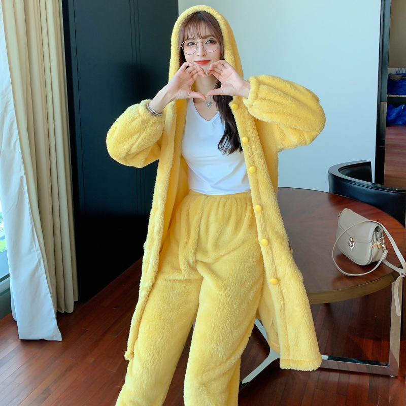 Popular en línea pijamas de celebridades de otoño e invierno de las mujeres de felpa engrosada de lana forrada de mediados de longitud camisón de franela ropa de abrigo ropa de casa