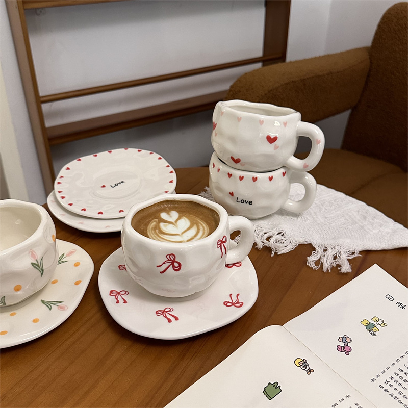 260g Weight Water Bottles Kitchen and drinking utensils 1 Piece Quantity Daily Occasion ceramics Material Heart Shape, Flower, Bow Knot Pattern Cute Style Cute Heart Shape Flower Bow Knot Ceramics Water Bottles 1 Piece 2