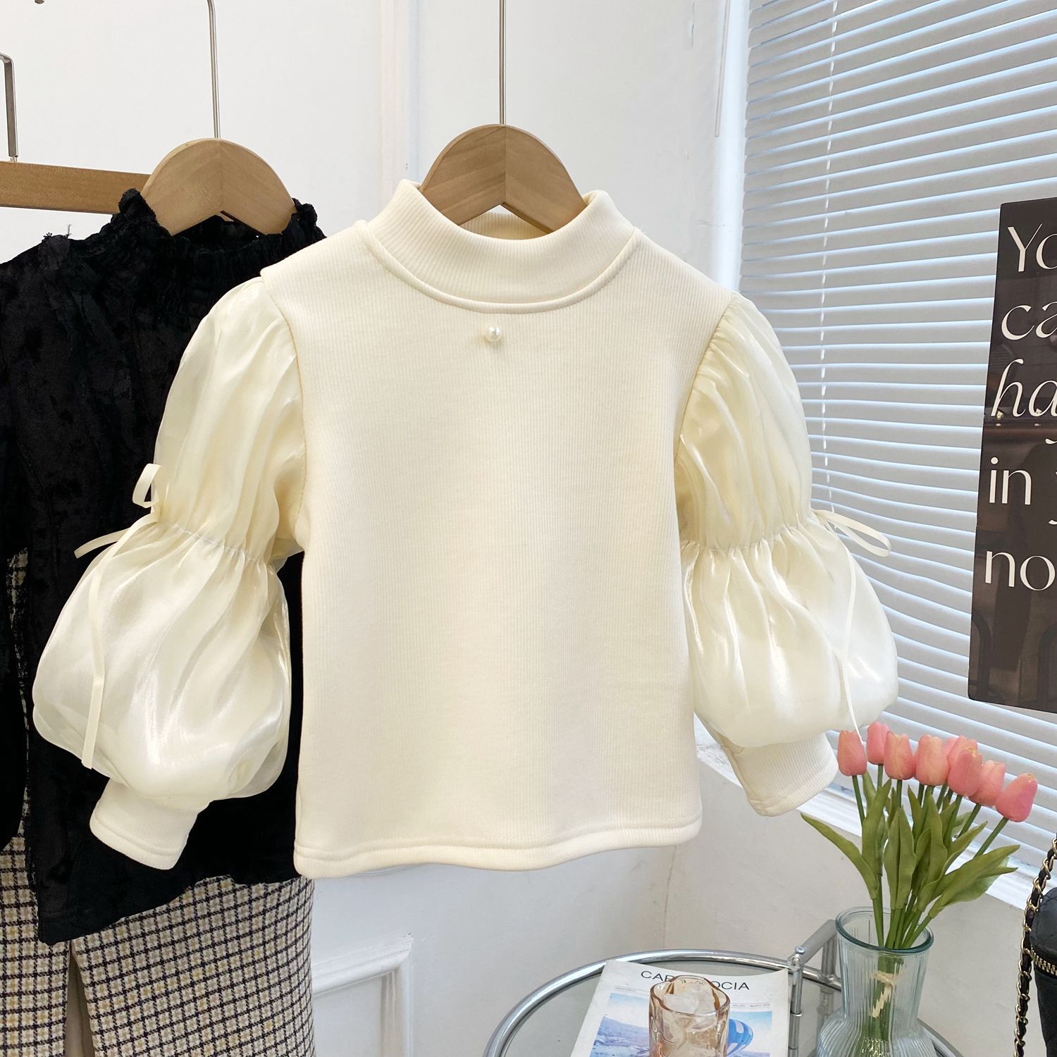 Apricot fleece-lined