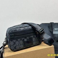 Ole メンズ クロスボディバッグ 大容量 メンズ カメラバッグ レターコントラスト ショルダー クロスボディバッグ ファッショナブルなメンズバッグ