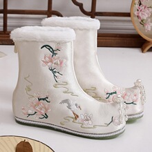 秋冬汉服靴子女短靴内增高软底舒适绣花鞋加绒棉靴古风布鞋326-22
