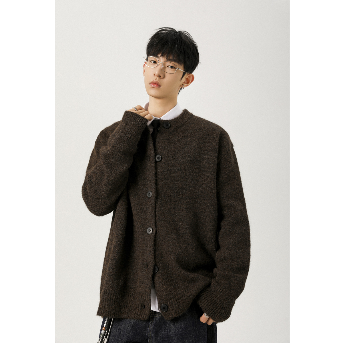 2025秋冬新款男士700克高品质开衫宽松青少年日系帅气潮牌毛衣