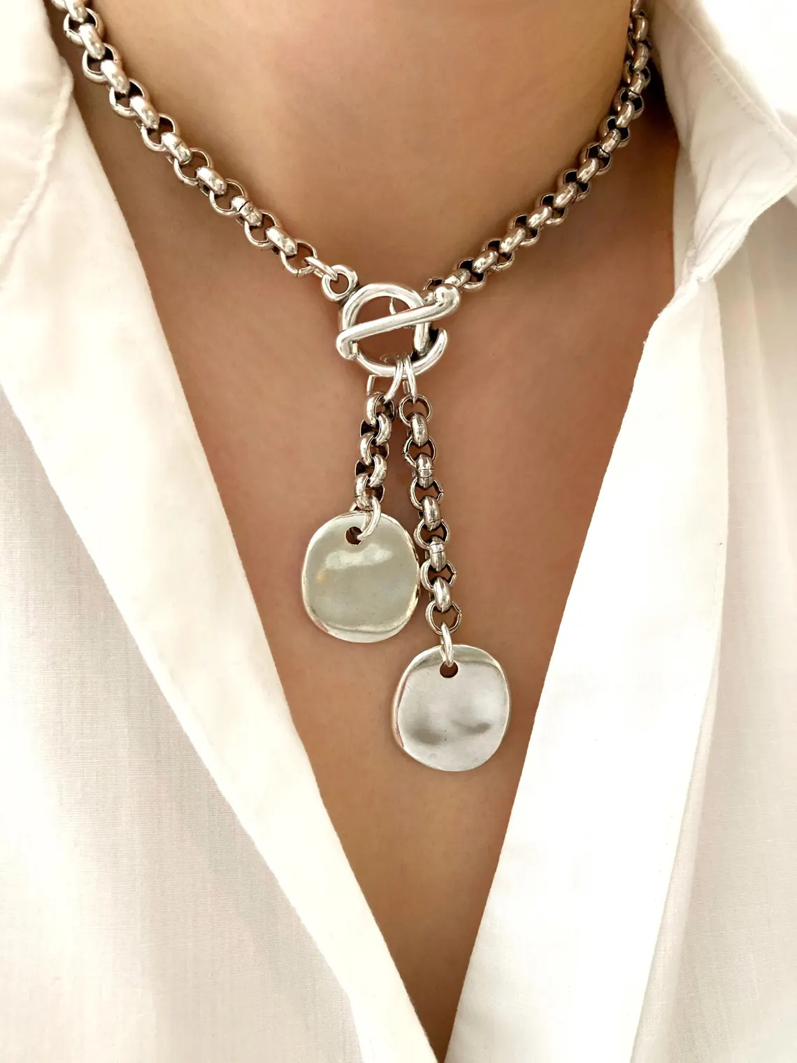 European And American Cross-Border Jewelry Ancient Silver Smooth Round Pendant Fashion Simple Metal Texture OT Buckle_voghion.com