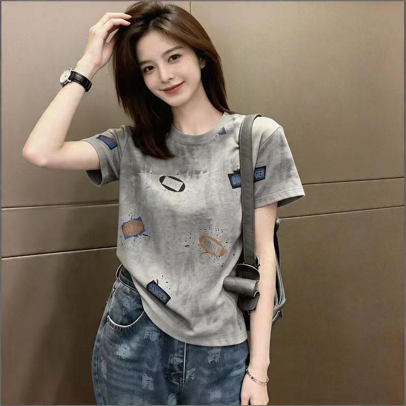Super Trendy Vintage Tie-Dye Printed Regular Shoulder T-Shirt for Women, New Summer Fashion Brand Women's Clothing, Slim-Fit Versatile Short-Sleeve Top Super Trendy Vintage Tie-Dye Printed Regular Shoulder T-Shirt for Women, New Summer Fashion Brand Women's Clothing, Slim-Fit Versatile Short-Sleeve Top