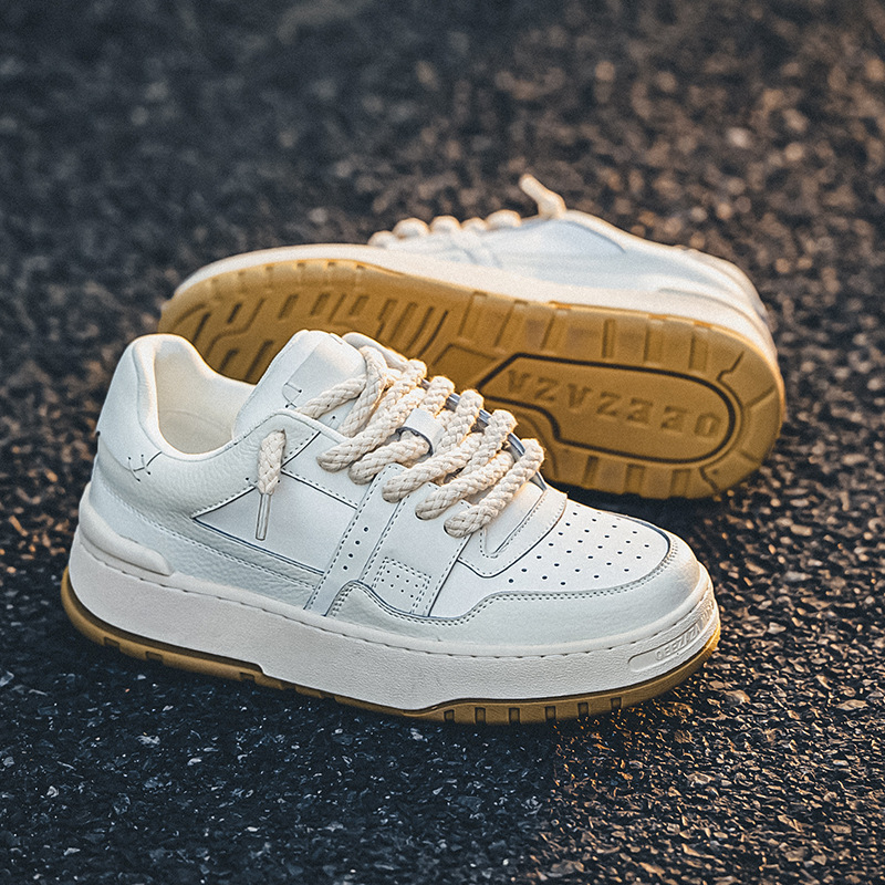 3177 petites chaussures noires à semelles épaisses, nouveau design pour amoureux, skateboard chic chinois, chaussures à pain décontractées, 2024_voghion.com