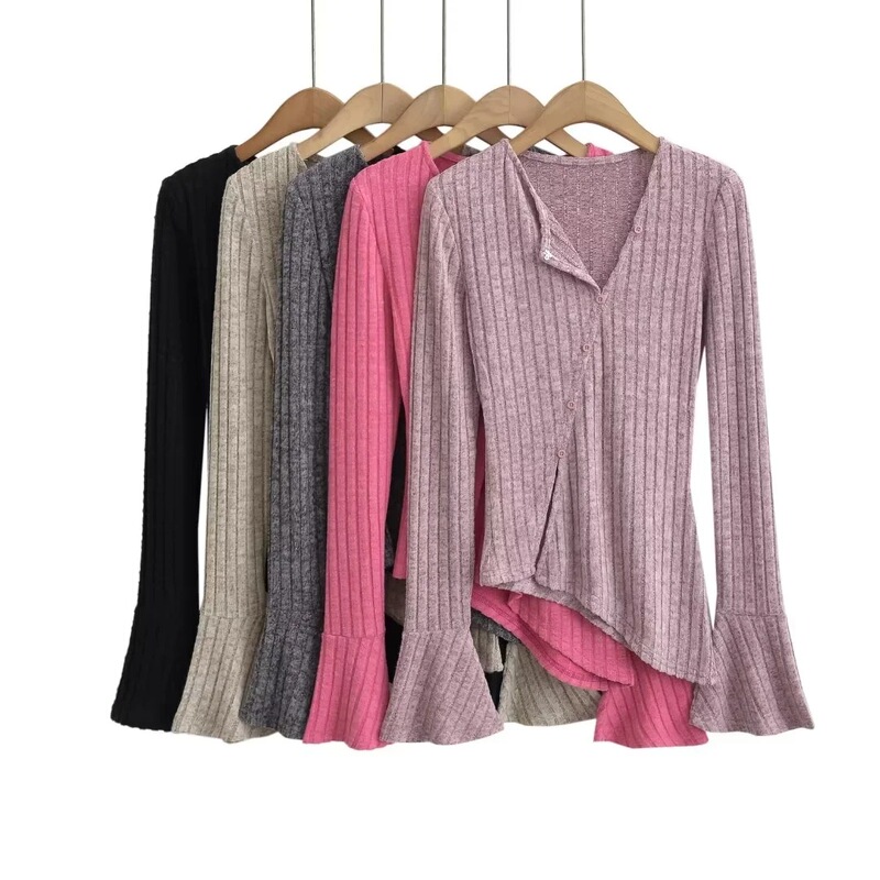 Beveled irregular flared pants bottoming shirt autumn women's new waist-tight T-shirt hot girl single-breasted cardigan