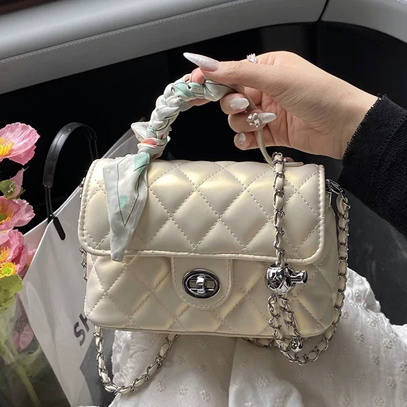 High-End Textured Small Bag for Women, 2026 New Summer Versatile Crossbody Bag, Fashionable Handbag, Embroidered Small Square Bag