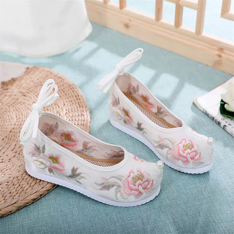 Цветы и парча 2023 Новая подходящая антикварная одежда в стиле Хань Обувь с вышивкой Обувь с внутренней высотой арки