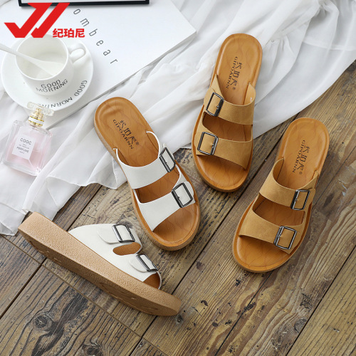 Middle-aged and elderly slippers summer soft-soled anti-slip fashionable ladies genuine leather middle-aged people 2024 new mother slippers for outer wear