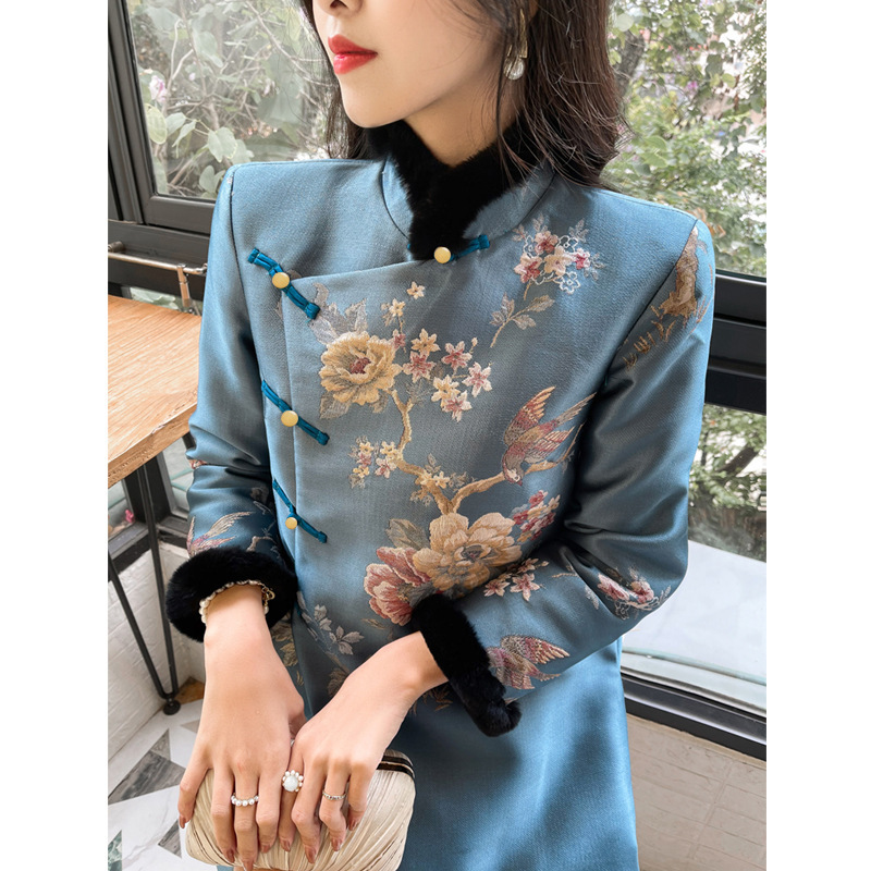 2024 Autumn/Winter Improved Cheongsam Dress with National Style Retro Quilted Jacket, Embroidered Long Sleeve New Chinese Tang Suit Top