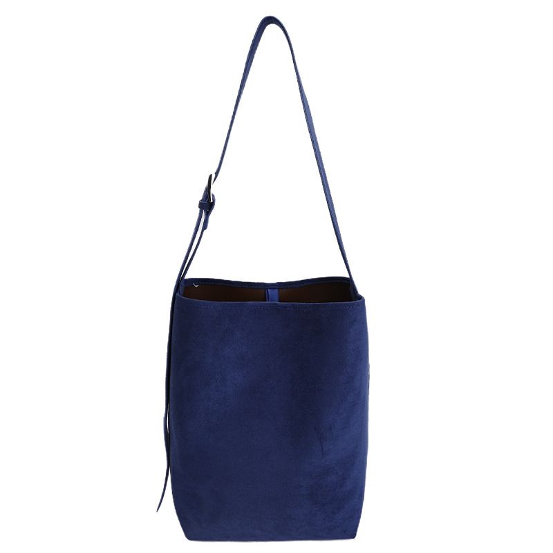2026 Autumn/Winter Large Capacity Tote Bag For Women Students New Suede Shoulder Bag Simple Korean Style Commuter Bucket Bag - Thumbnail 7