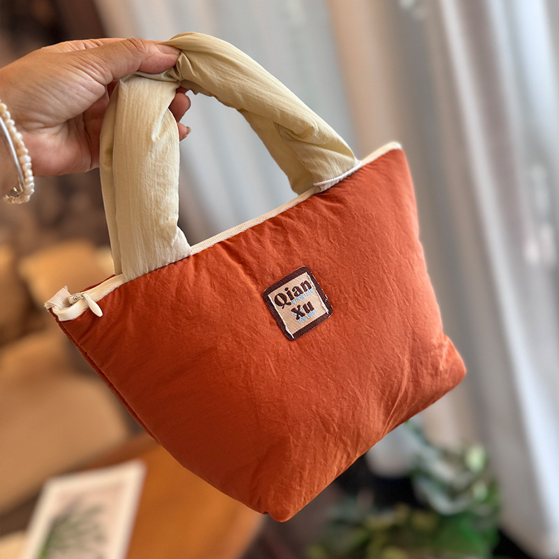 2024 Xindongdaemun Original Single Down Cotton Bag Women's Handbag Niche Design Clutch Bag Children's Pillow Bag 2024 Xindongdaemun Original Single Down Cotton Bag Women's Handbag Niche Design Clutch Bag Children's Pillow Bag