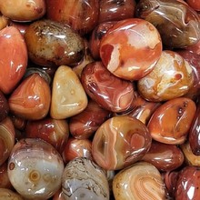 厂家大量批发缠丝玛瑙石头原石手把件象形图案把玩挂件送家人