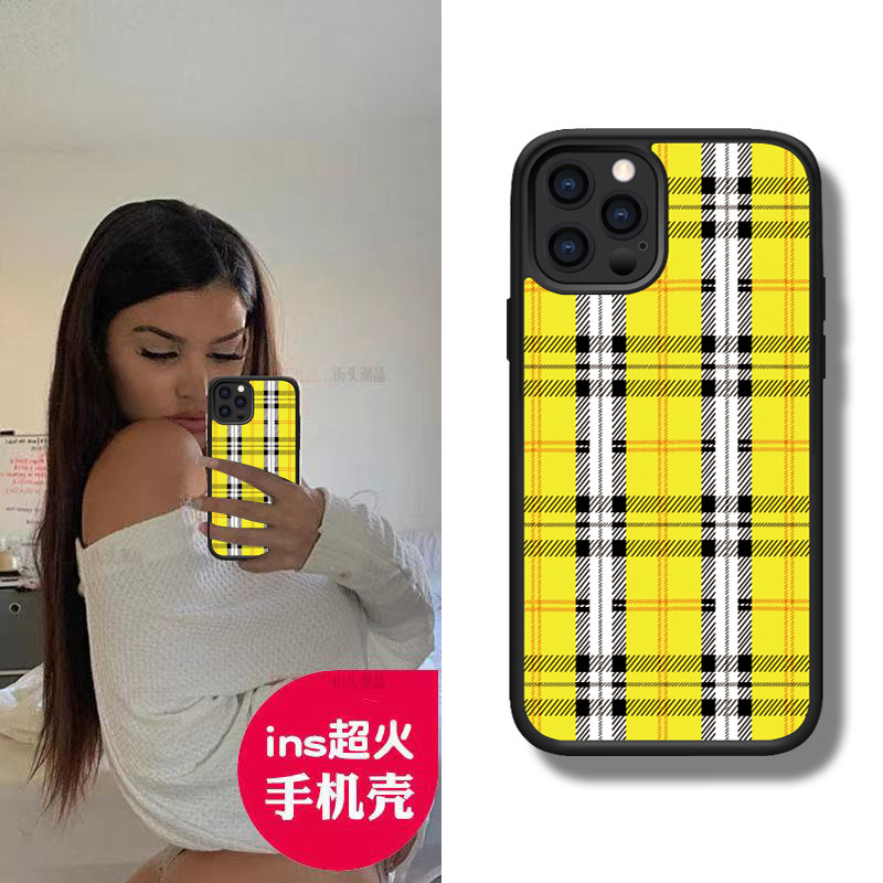Suitable for iPhone 14/15/16 Apple 17 Pro Max Wildflower Yellow Plaid Soft Edge Anti-Fall Full-Cover Phone Case
