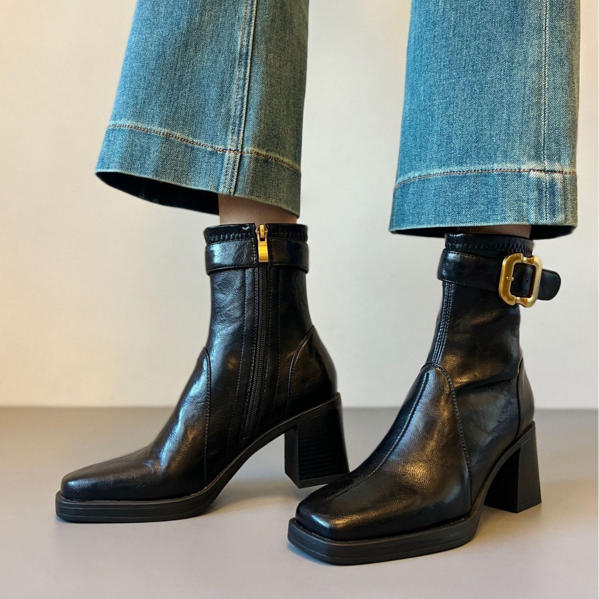 Cowhide Version ~ 7cm Square Toe Genuine Leather High-Heeled Short Boots for Women, Accessible Luxury Thick Heel Slim Boots, Versatile Slimming Look Boots