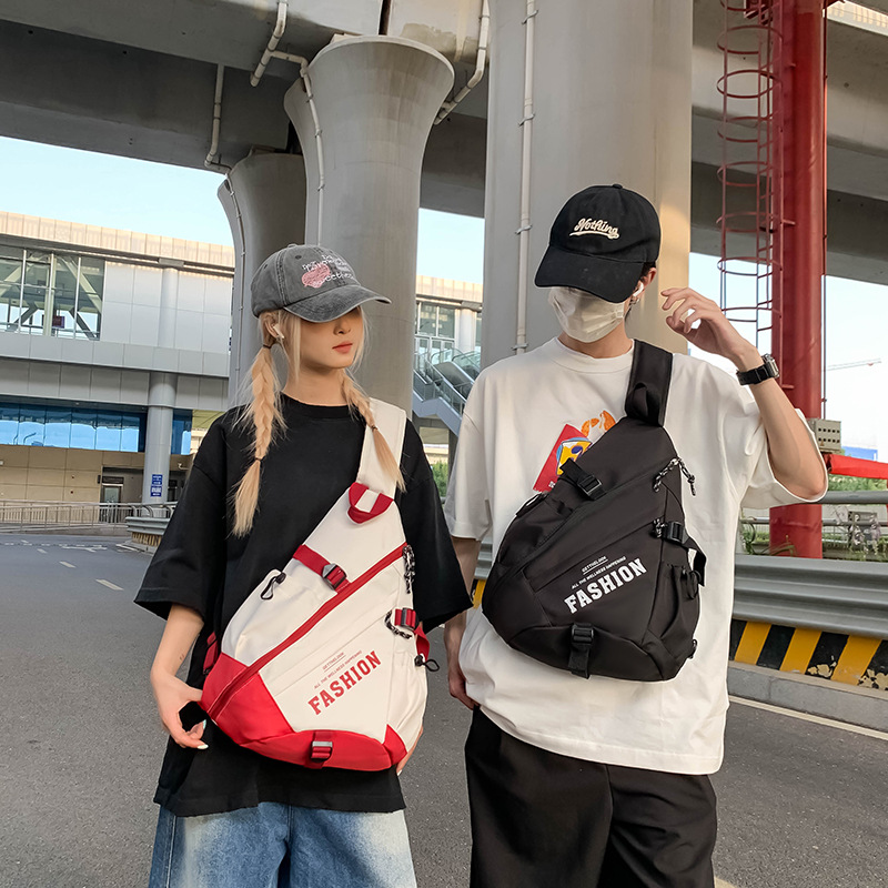 Nuevo estilo coreano de contraste de color bolso de pecho de mujer letras extranjeras de gran capacidad mochila deportiva de ocio mochila de bicicleta