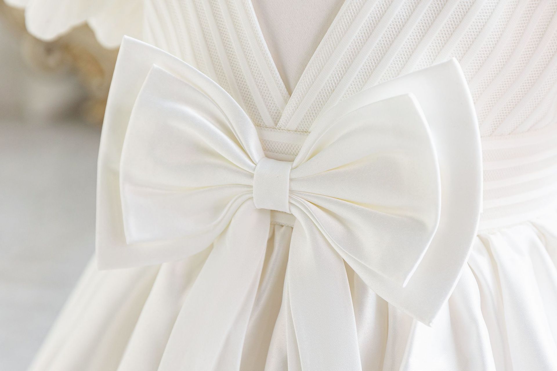 Robe d'anniversaire pour enfant Robe d'anniversaire pour enfant Robe de princesse de première année à rayures en satin avec nœud_voghion.com