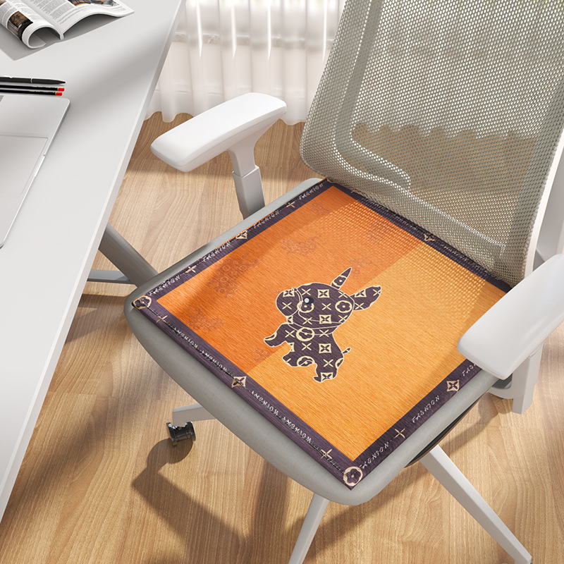 卡通四季通用冰丝坐垫家用透气防滑椅子垫办公室耐脏舒适凉垫