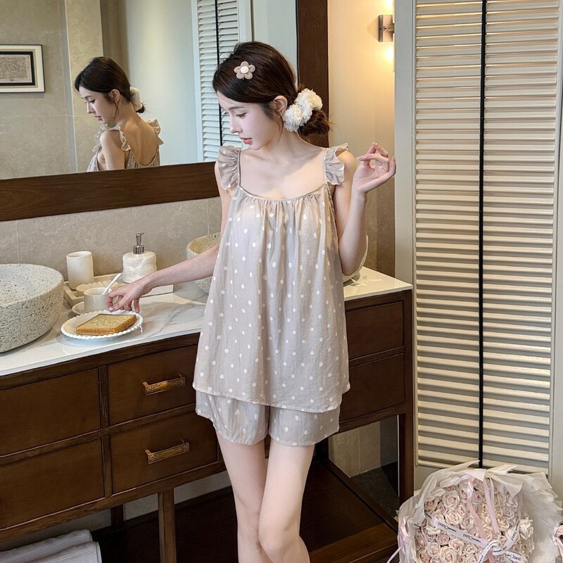 Summer Lyocell Tencel Pajamas for Women with Padded Floral Suspenders Set, Cool and Breathable Home Wear That Can Be Worn Outside Summer Lyocell Tencel Pajamas for Women with Padded Floral Suspenders Set, Cool and Breathable Home Wear That Can Be Worn Outside