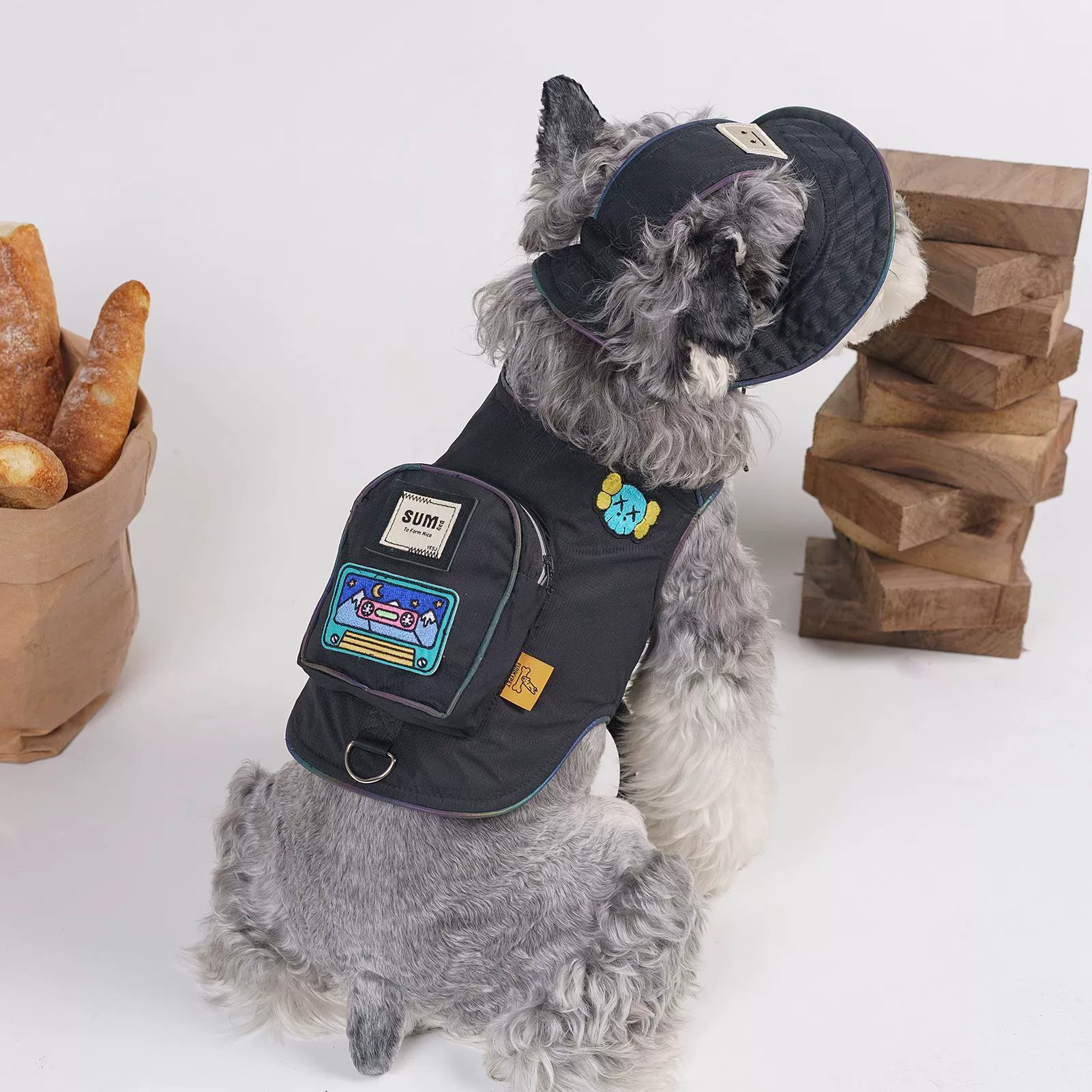 Уличная светоотражающая шлейка для собак с поводком для прогулок с кошками и собаками, одежда с рюкзаком для маленьких собак, модная для всех сезонов.