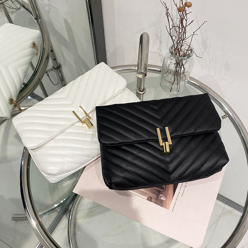 Women's Embroidered Wave Pattern Shoulder Bag Fashion Handbag_voghion.com
