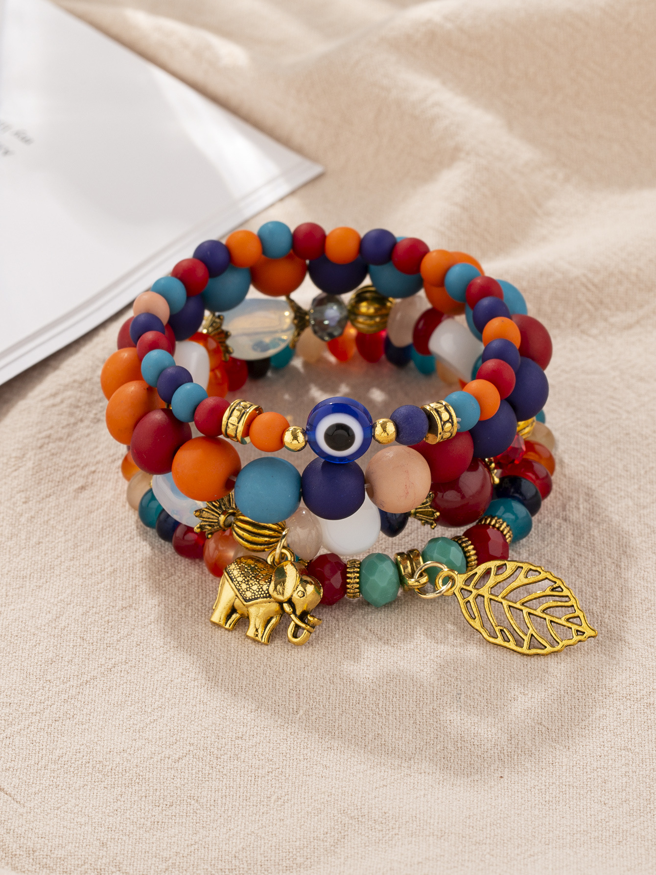 51g Weight Alloy Pendant Material Bracelets Classification Beads Chain Material 1 Set Quantity Holiday, Daily, Street Occasion Alloy, Glass Material Leaf, Elephant Pattern Women's Gender Beaded, Plating Design Casual, Retro, Simple Style Style Casual Retro Simple Style Leaf Elephant Arylic Alloy Glass Beaded Bracelets Wholesale 7
