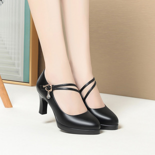 t̨�����ݳ��߸�Ь���ی�������Ь�ٴ��ˮ̨��Ƥ��ЬŮʿƤЬ