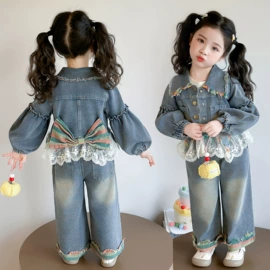 童连衣裙;童套装;儿童泳衣