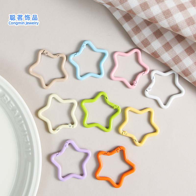 Color five-pointed star spring buckle jewelry diy keychain accessories simple Joker pendant open ring accessories wholesale