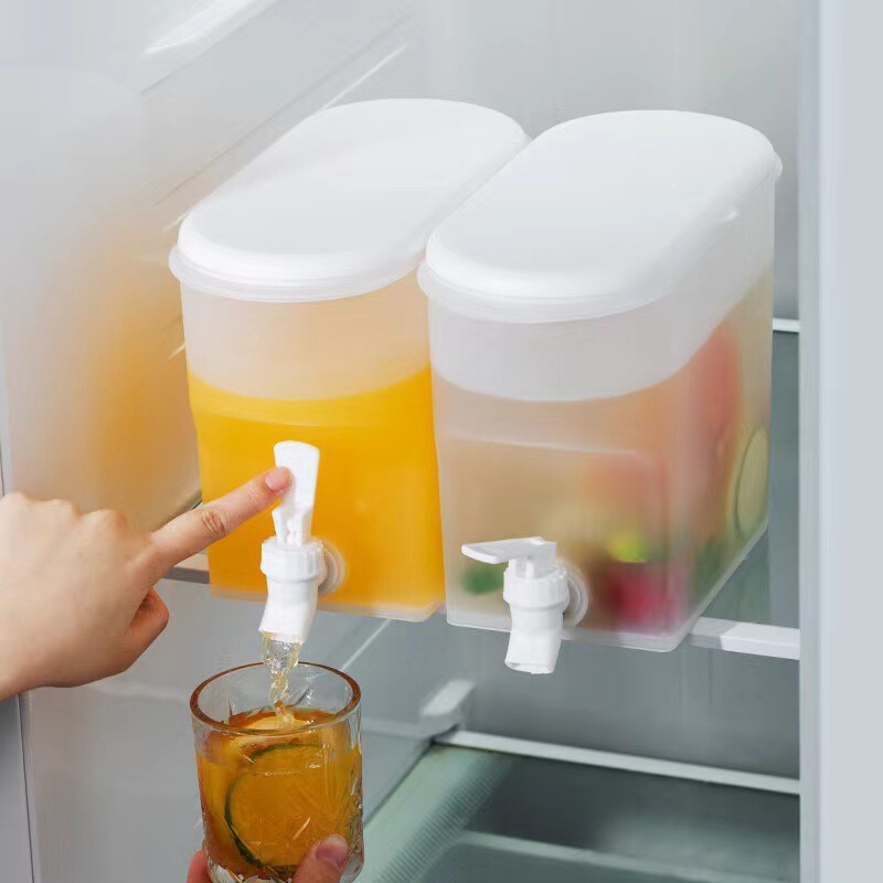 冷蔵庫冷水ポット 蛇口付き冷水バケツ 3.5L 大容量 レモン入り冷製ボトル 家庭用冷水 冷水入れ|undefined
