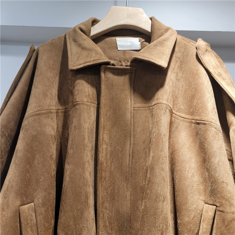Chaqueta Corta de Gamuza con Cuello Polo, Cremallera y Manga Larga