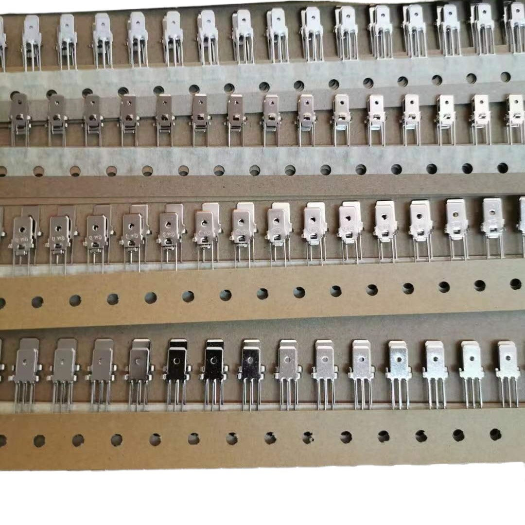 厂家生产250编带插片端子 锰钢不锈钢冲压件 灯具接触电弹片夹子