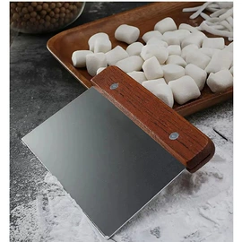 烹饪勺铲;烘焙刮刀;面包刀