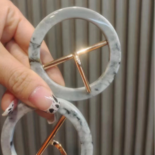 �S���N�ۘ�֬�pɫ�AȦ������D�ΈA�μ��Ь������ִ����Ʒؐ��