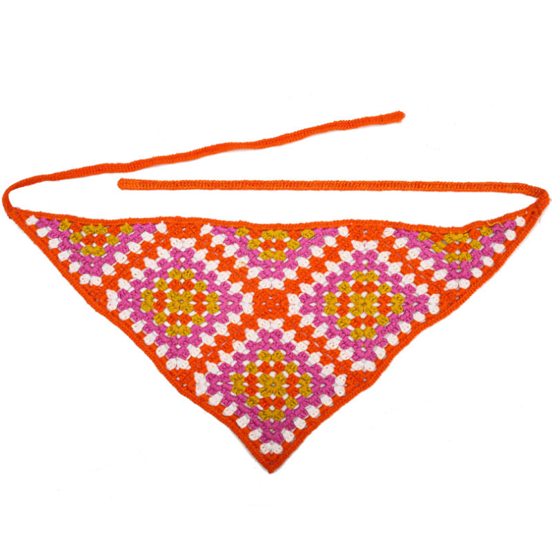 Francia cereza toallas triangulares mujeres primavera y otoño viajes padres-hijos gancho de punto flores hueco pañuelo de arte correa de pelo gorro