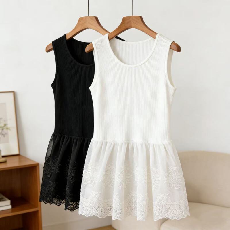 Mid-Length Lace-Trimmed White Sleeveless Vest for Women, Suitable for Spring and Summer Layering, Covers the Hips, Lace Hem Mid-Length Lace-Trimmed White Sleeveless Vest for Women, Suitable for Spring and Summer Layering, Covers the Hips, Lace Hem
