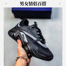 �羳2025�¿�D��B22�\�����e��וr�Џ͹�͸����Ů��H�����ϵ�Ь