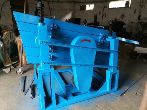 1525873433039+-1084599432焦鼓前 -