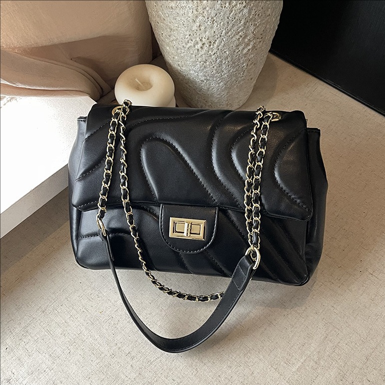 Bolsos de brazo populares transfronterizos para mujeres 2025, otoño y invierno, nuevos bolsos de cadena de viento fragante, bolsos de hombro exquisitos, bolsos de hombro versátiles