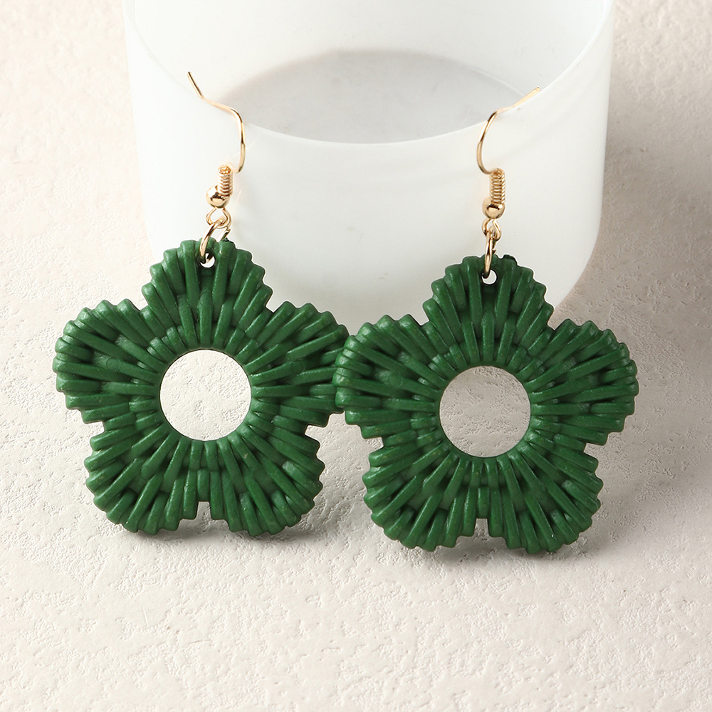 Fashion Solid Color Hollow Flower Bamboo Rattan Straw Drop Earrings display picture 4