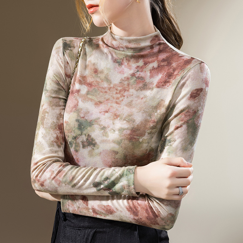 Camiseta básica de cuello medio para mujer, ropa femenina estilo europeo 2024, camiseta de manga larga con estampado de bloques de color, capa interior que estiliza la cintura, top elegante.