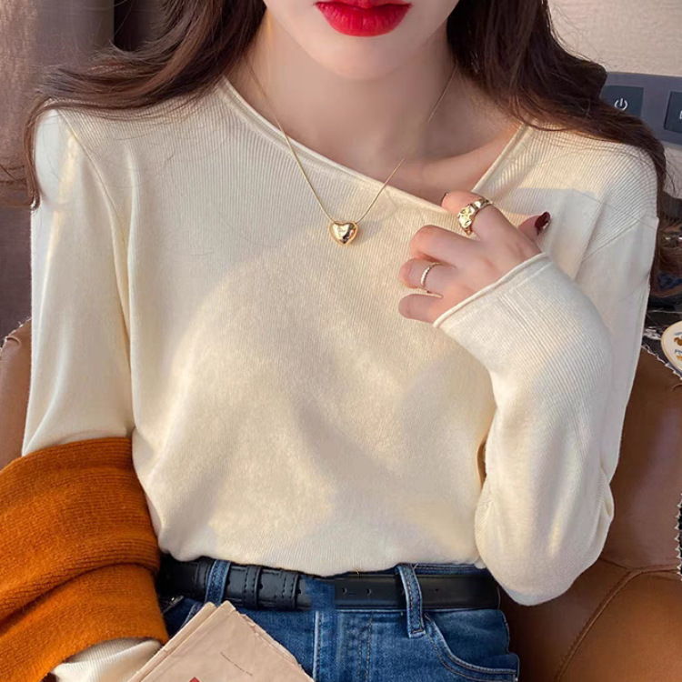 Slim-fit Long-sleeved Knitwear Women's 2024 Autumn New Inner Sweater Round Neck Black Thin Inner Suit Base