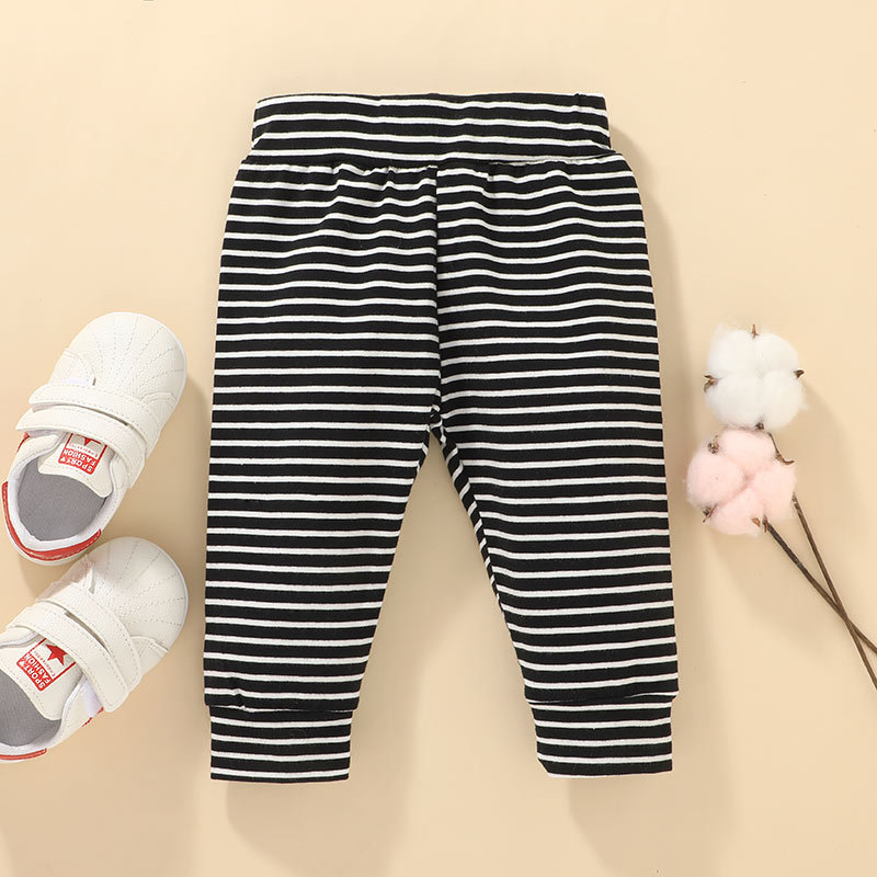 2021 Baby Hidden Hook Romper European And American Long-sleeve Suit Newborn Cow Print Spring And Autumn Two Piece Set display picture 4