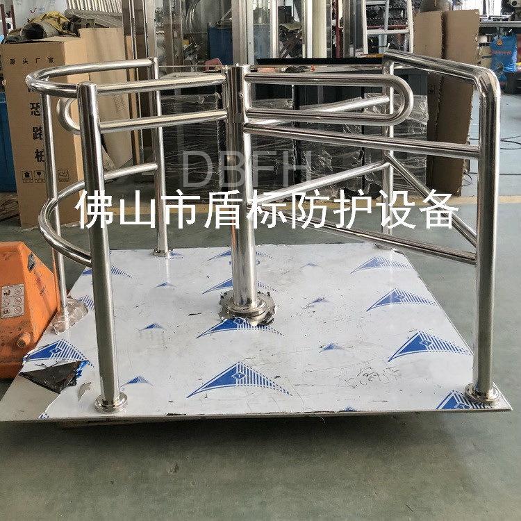 三叉半高旋转闸门进出口器 单象通道十字转轴 半封闭式疏散单向门