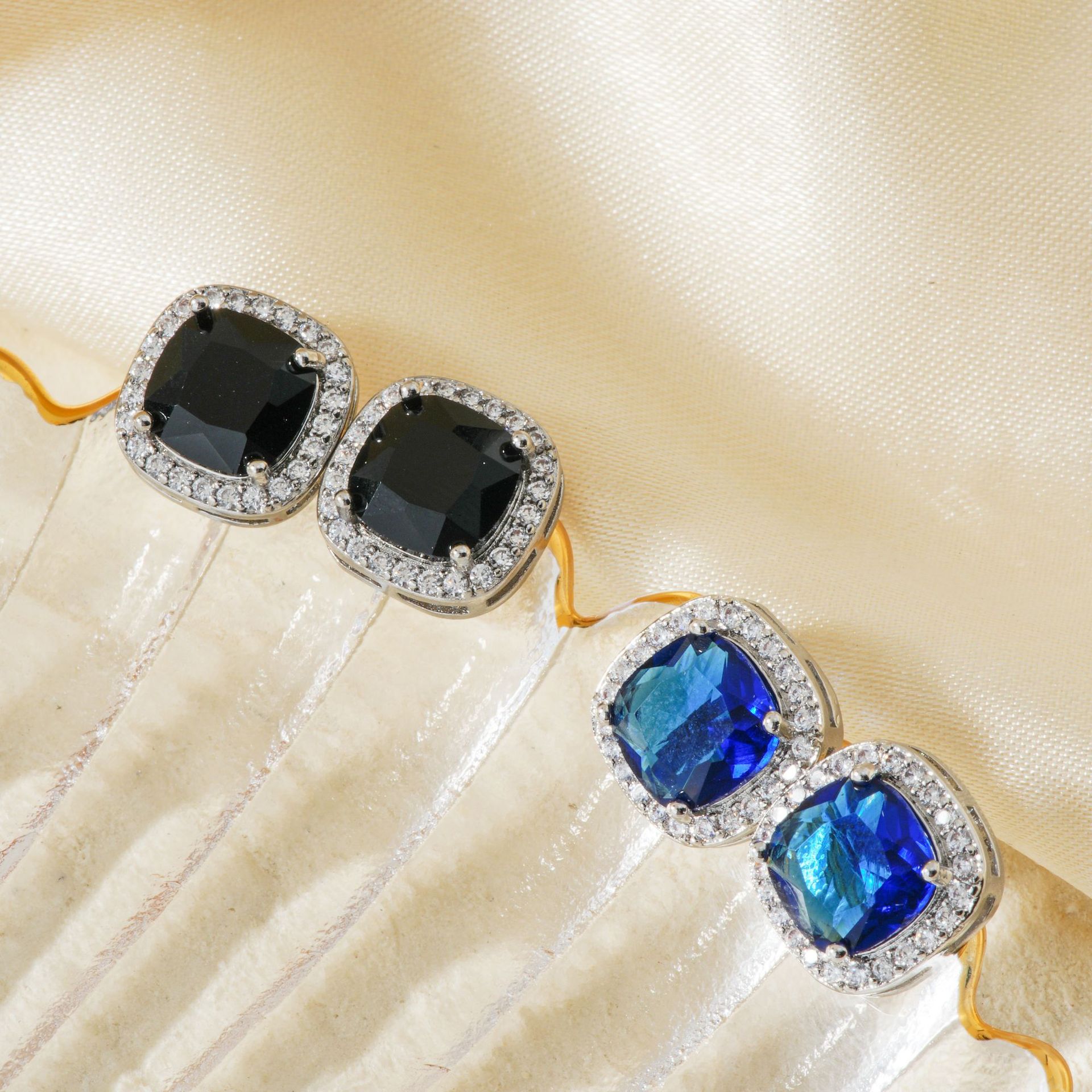 Men’s Titanium Earring Set Studs And Small Hoops For Daily Wear_voghion.com