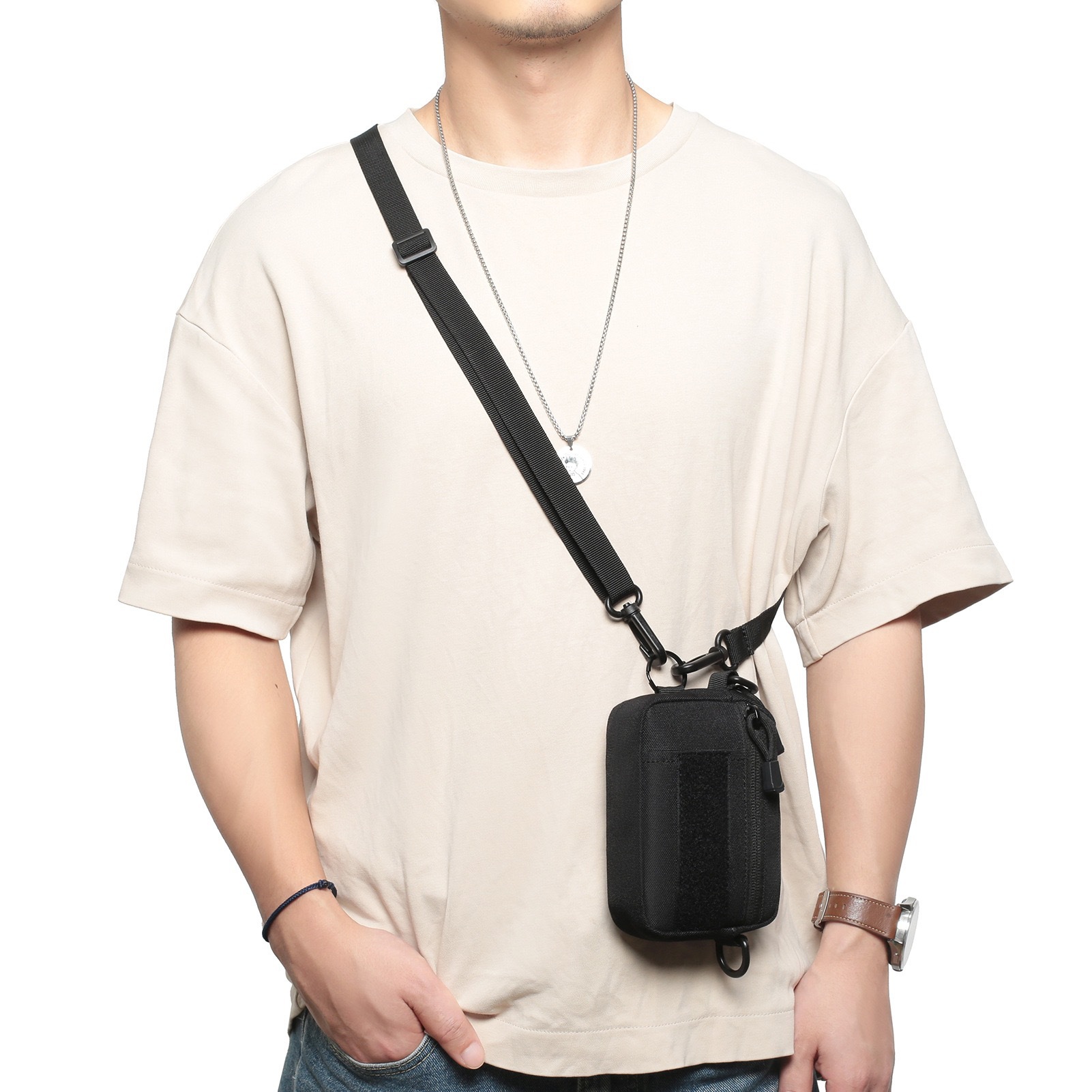 Nuevo producto Tactical Outdoor Bolso para colgar Bolso para tarjetas de viaje y ocio Estuche para llaves Bolso bandolera multifuncional Bolso bandolera