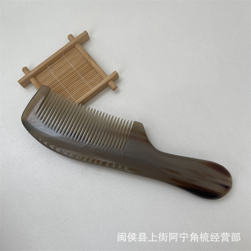Natural Horn Comb 20cm Handle Comb with Rounded Teeth for Scalp Massage and Daily Grooming specifications