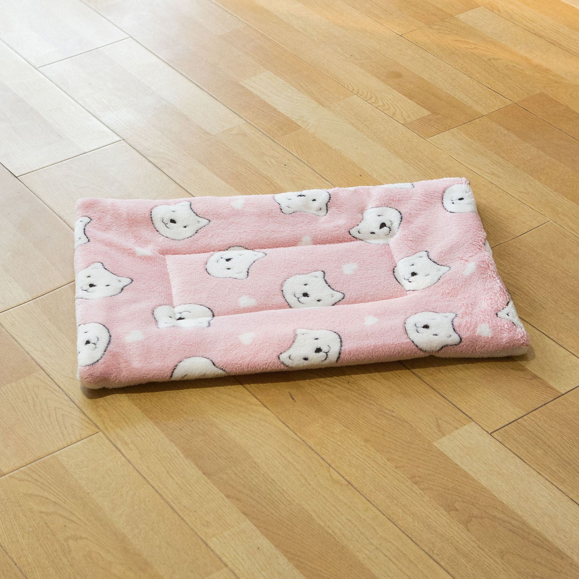 Pink bear (flannel thick mat) / 32*25cm (recommended within 1.0kg cm)