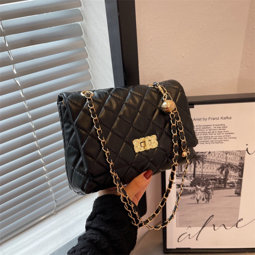 Twist lock rhombus chain bag women summer  new trendy fashion shoulder bag texture versatile simple crossbody bag